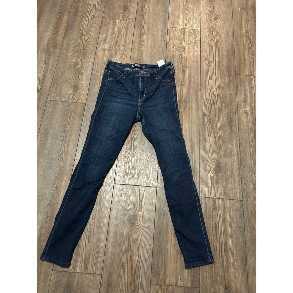 Hollister Women's Dark Blue Skinny Jeans